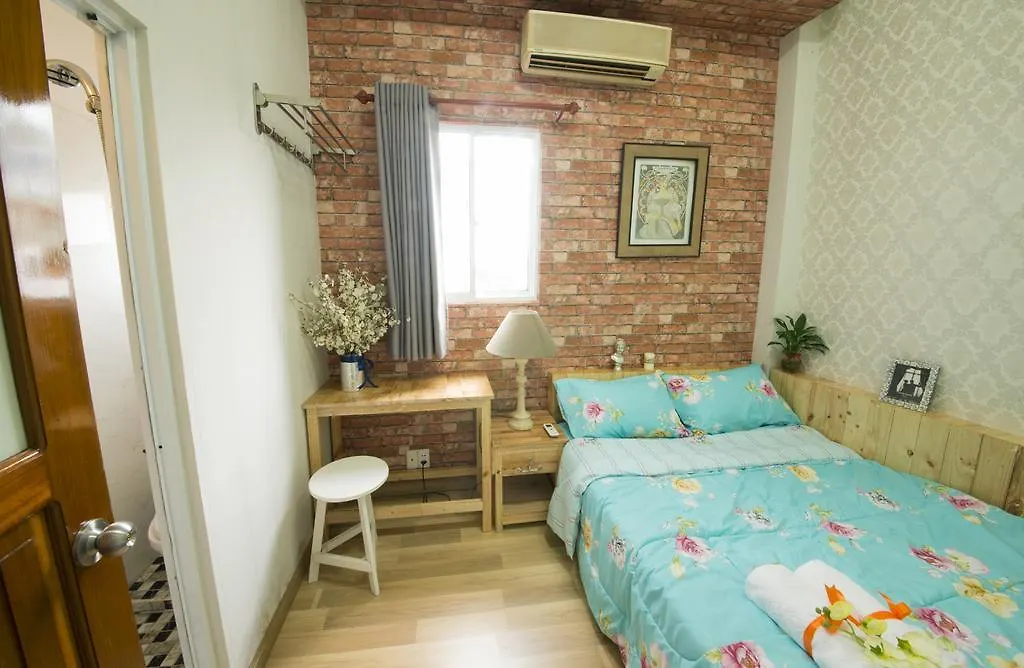 Wanderlust Saigon Hostel & Rooftop Bar Ho Chi Minh City