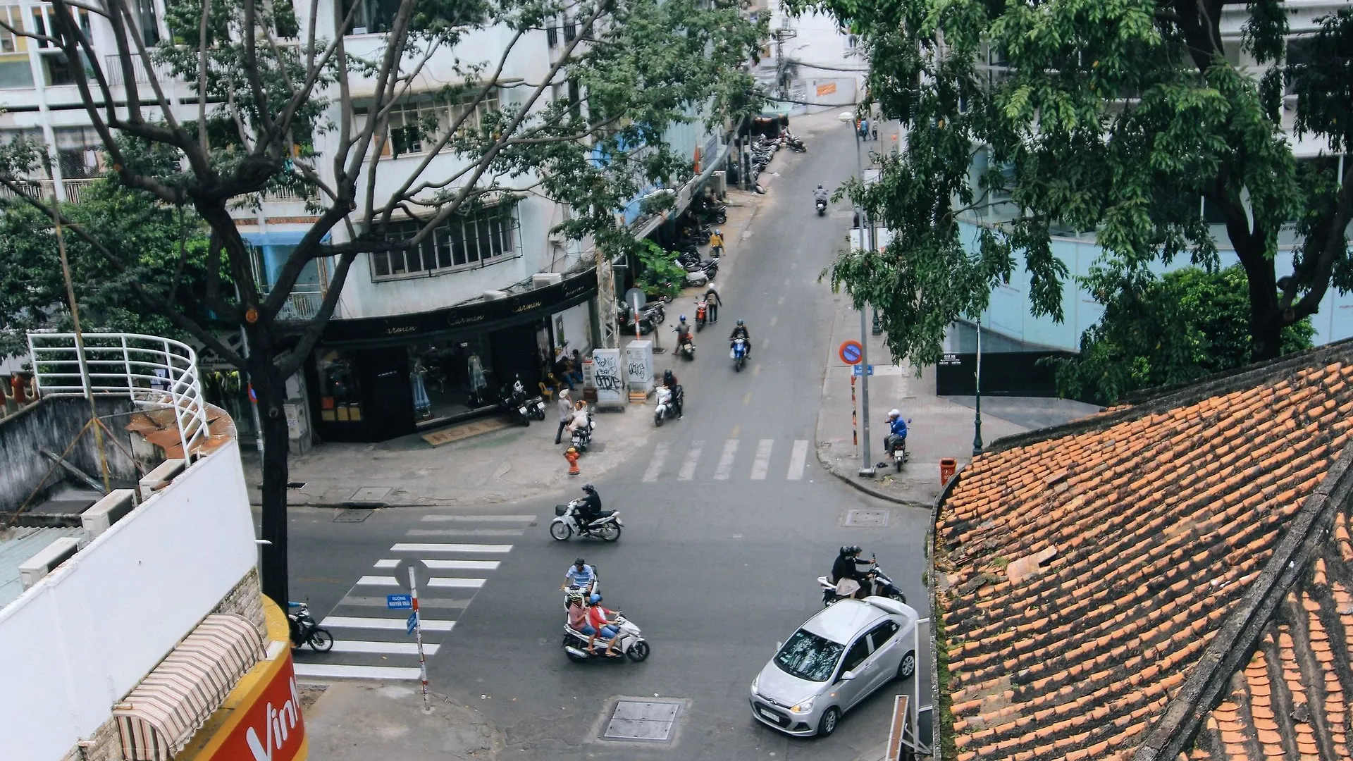 Wanderlust Saigon Hostel & Rooftop Bar Ho Chi Minh City 0*,  Vietnam